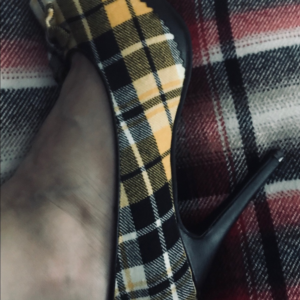 Draven Plaid Heels - Picture 4 of 4